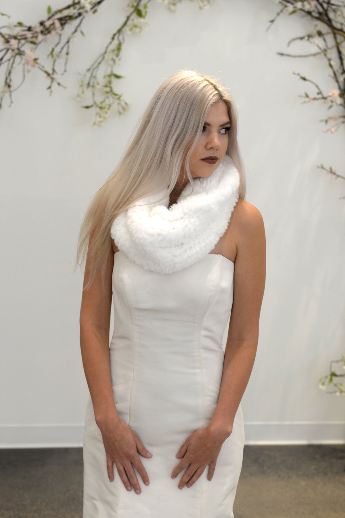 Rex Rabbit Stretchy Wrap